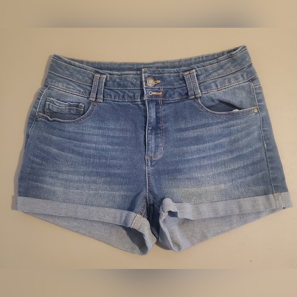 Blue Spice Women's Blue Denim Shorts